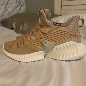 Adidas Alphabounce Instinct Sneakers Tennis Shoes